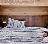 Therapy blanket bedding set, striped pattern.