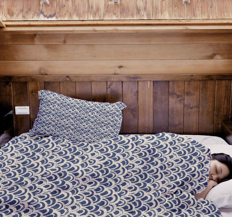 Therapy blanket and bedding set, blue wave pattern.
