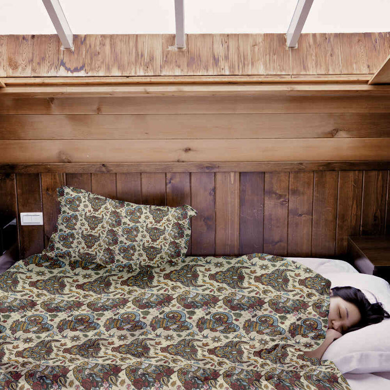 Therapy blankets and bedding set with colorful animal heads.