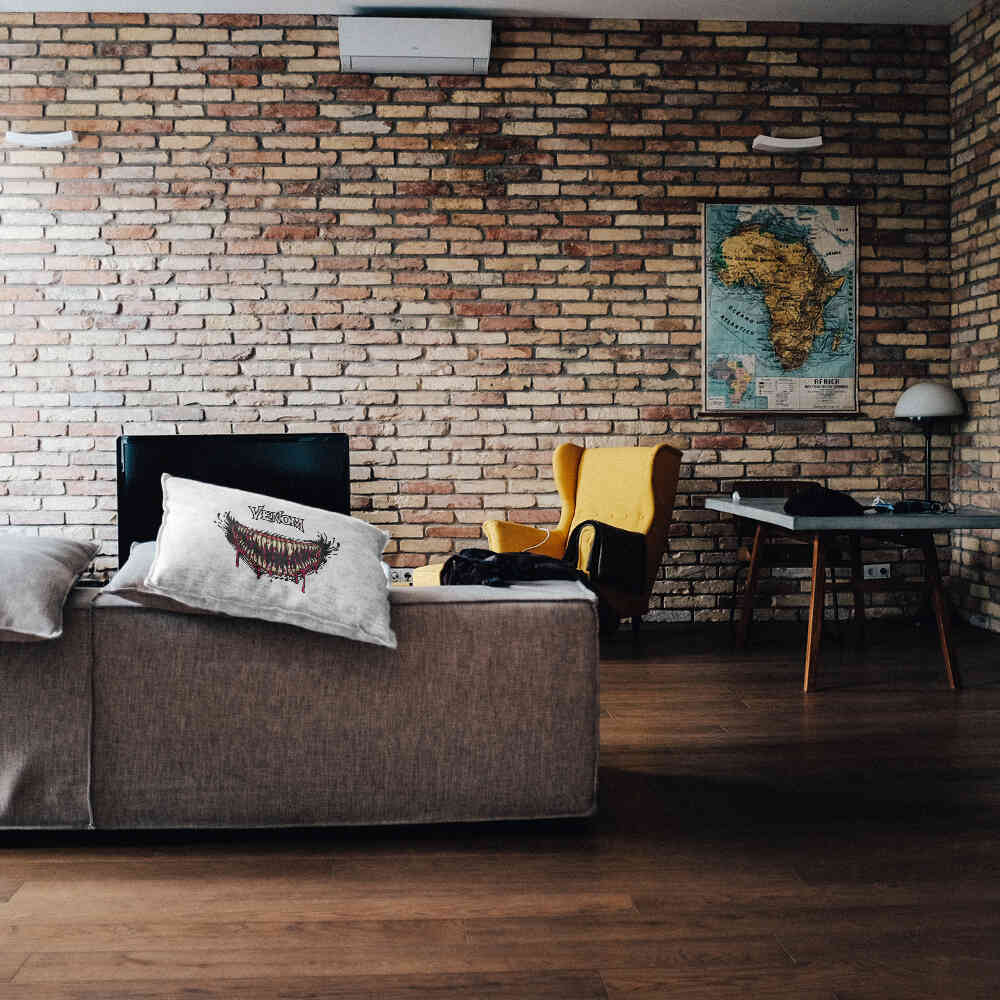 Health Pillow White Venom