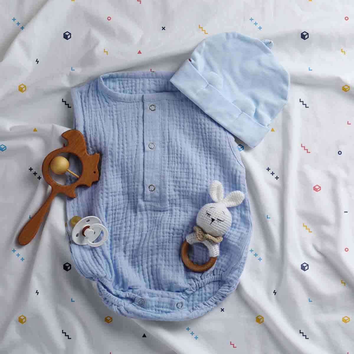 Original therapy blanket - cotton cover white with colorful shapes