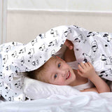 Therapy blanket bedding set, white with dogs.