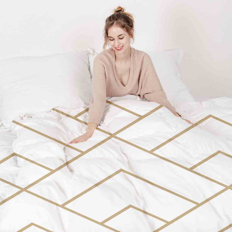 Set di biancheria da letto con coperte terapeutiche e motivo a strisce dorate